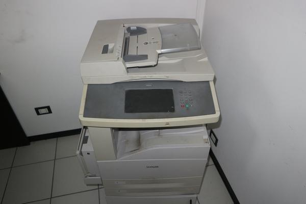 3#2905 Arredi ufficio in vendita - foto 1