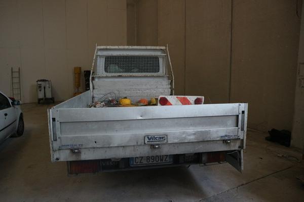 31#2905 Autocarro Iveco in vendita - foto 2