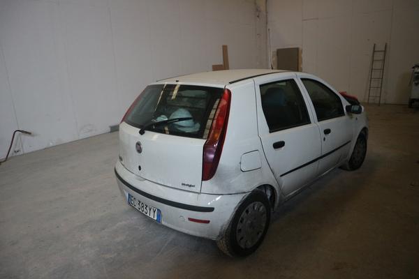 32#2905 Automobile Fiat Punto in vendita - foto 5