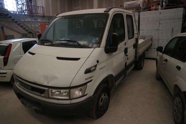 39#2905 Autocarro Iveco in vendita - foto 4