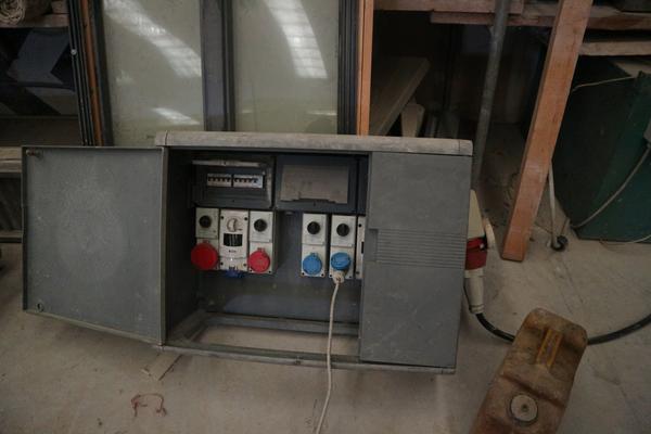 46#2905 Attrezzature edili in vendita - foto 2