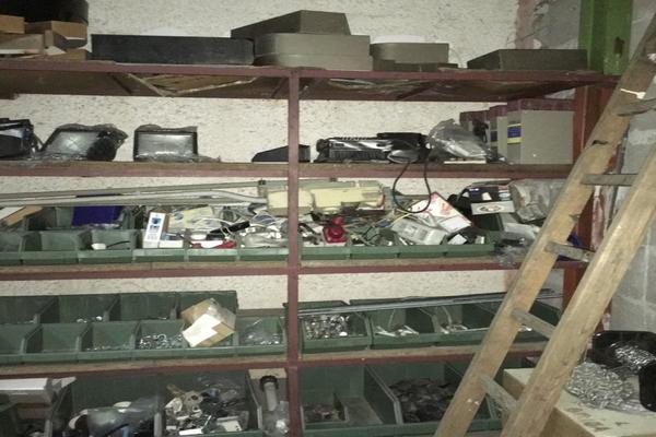 1#2911 Insegne luminose e materiale elettrico in vendita - foto 40