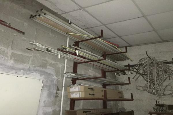 1#2911 Insegne luminose e materiale elettrico in vendita - foto 45