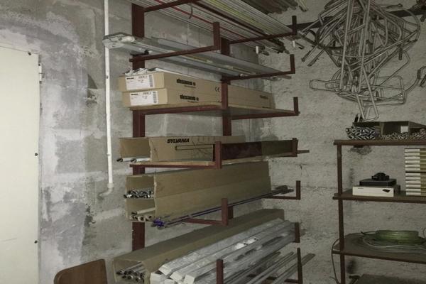 1#2911 Insegne luminose e materiale elettrico in vendita - foto 46