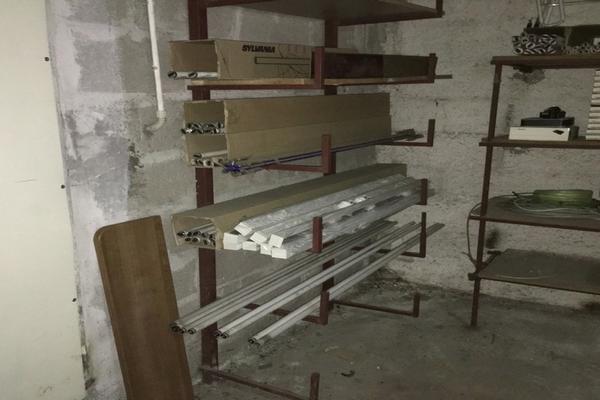 1#2911 Insegne luminose e materiale elettrico in vendita - foto 47