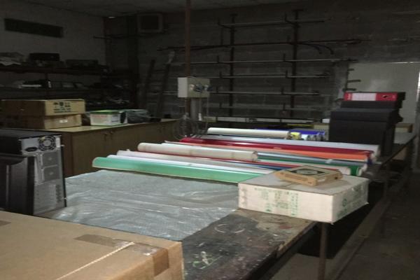 1#2911 Insegne luminose e materiale elettrico in vendita - foto 61