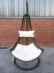 Suspended rocking chairs - Lot 1 (Auction 2916)