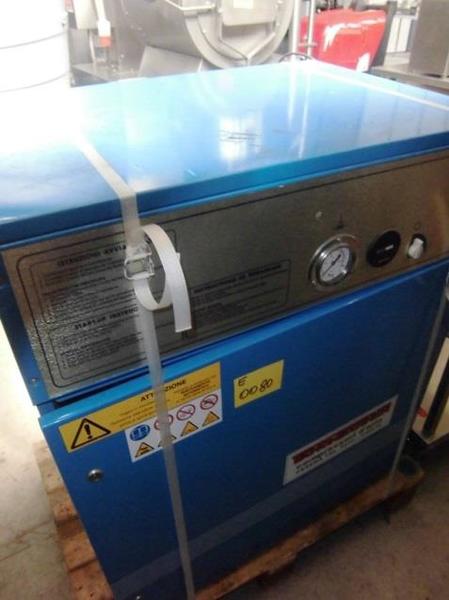 51#2920 Compressore LT30 e refrigeratore in vendita - foto 2