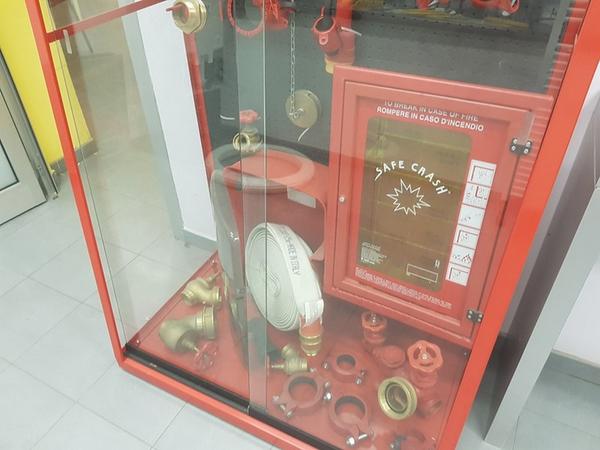 6#2928 Attrezzature e materiali antincendio in vendita - foto 4