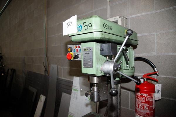 21#2930 Compressore Atlas Copco e filettatrice LTF in vendita - foto 11