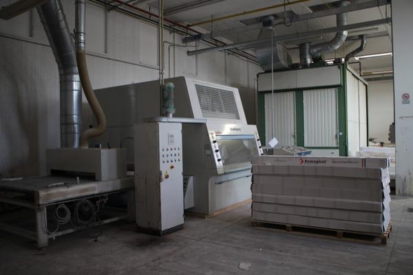 20#2932 Spruzzatrice Falcioni con forno Cefla in vendita - foto 1