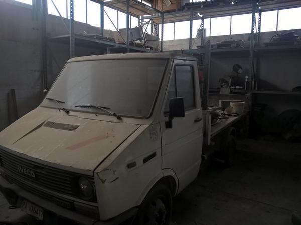Autocarri in vendita