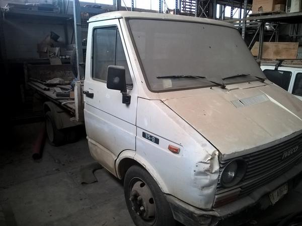 19#2941 Autocarro Iveco in vendita - foto 4
