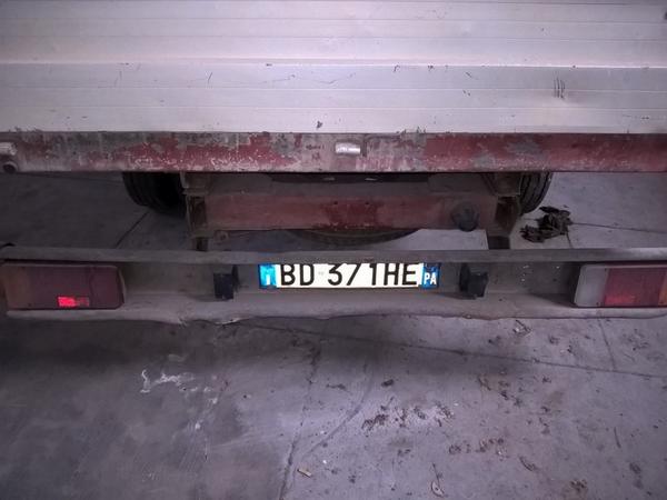 23#2941 Autocarro Iveco Daily in vendita - foto 2