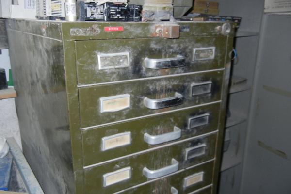 2#2945 Attrezzature e stigliature in vendita - foto 3