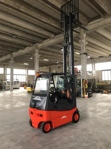 16#2947 Carrello elevatore Linde E20 in vendita - foto 16