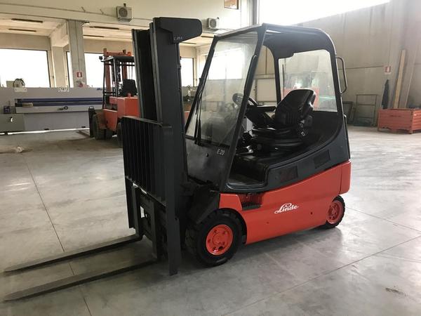 16#2947 Carrello elevatore Linde E20 in vendita - foto 17