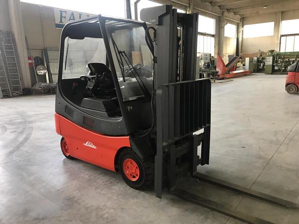 16#2947 Carrello elevatore Linde E20 in vendita - foto 24