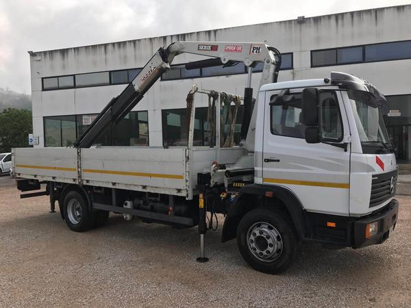 31#2947 Mercedes 1320 - Camion con gru in vendita - foto 9