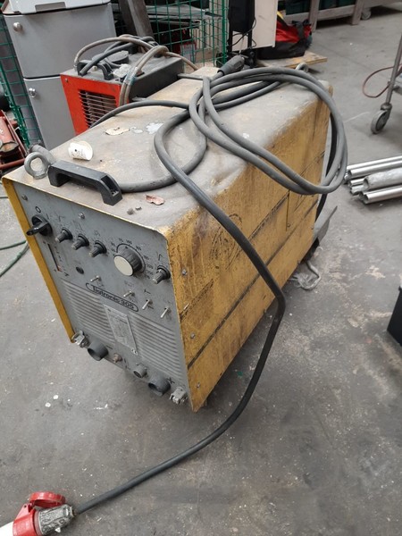 Macchine per saldare in vendita