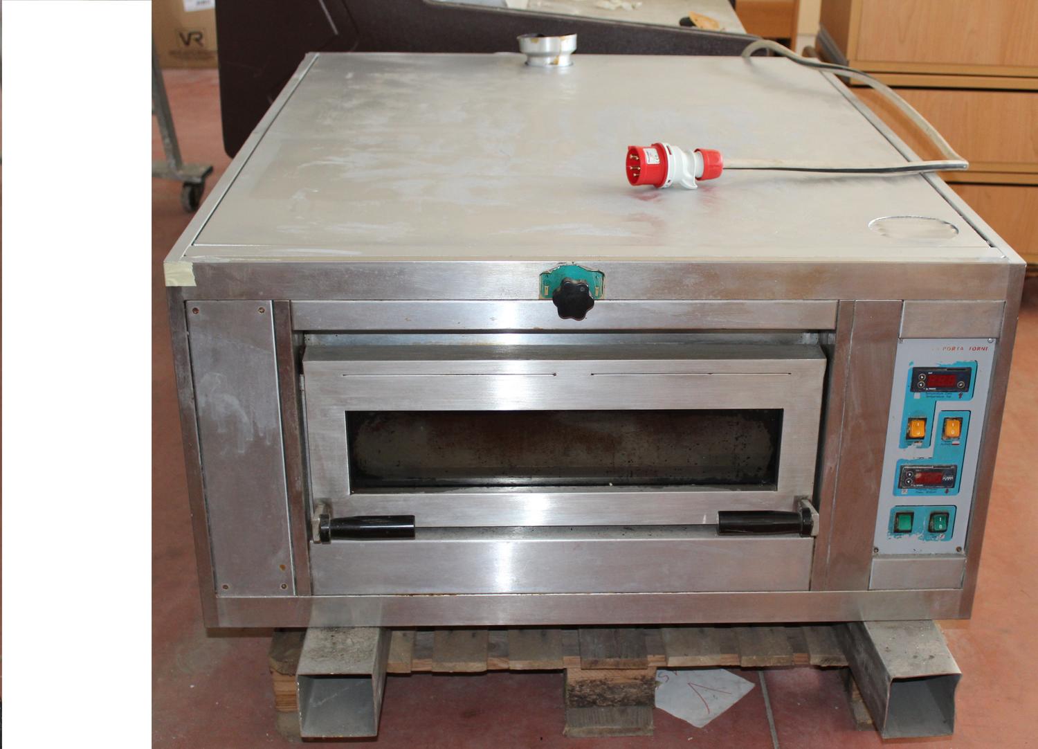 Lot Restaurant pizzeria ovens