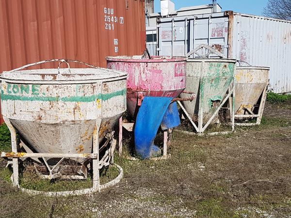 9#2960 Betoniere ed elementi edilizia in vendita - foto 1