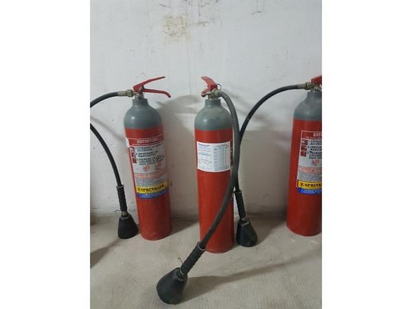 5#2974 Carrelli porta pacchi e arredi ufficio in vendita - foto 3