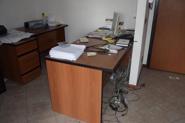 1#2975 Arredi e attrezzature per ufficio in vendita - foto 3