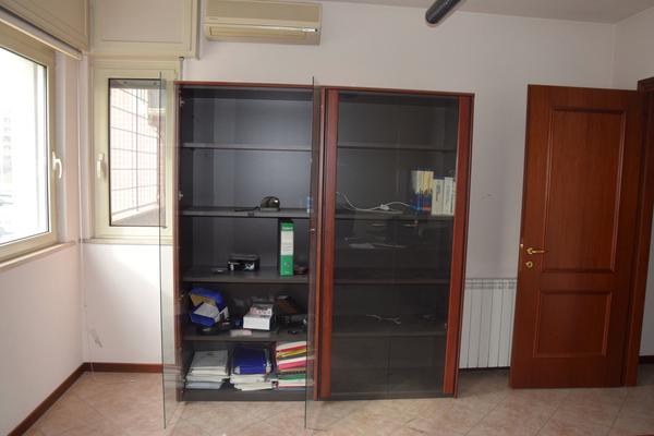 1#2975 Arredi e attrezzature per ufficio in vendita - foto 42