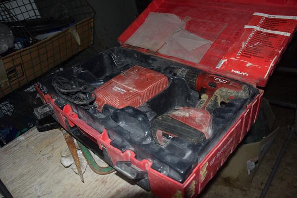 2#2988 Trapani Hilti e tubi in rame in vendita - foto 117