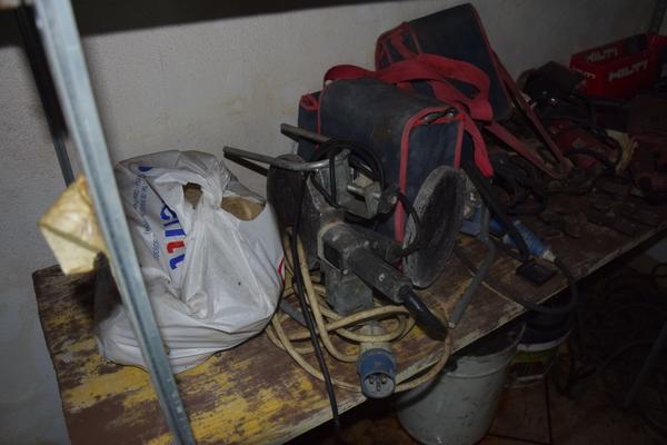 2#2988 Trapani Hilti e tubi in rame in vendita - foto 158