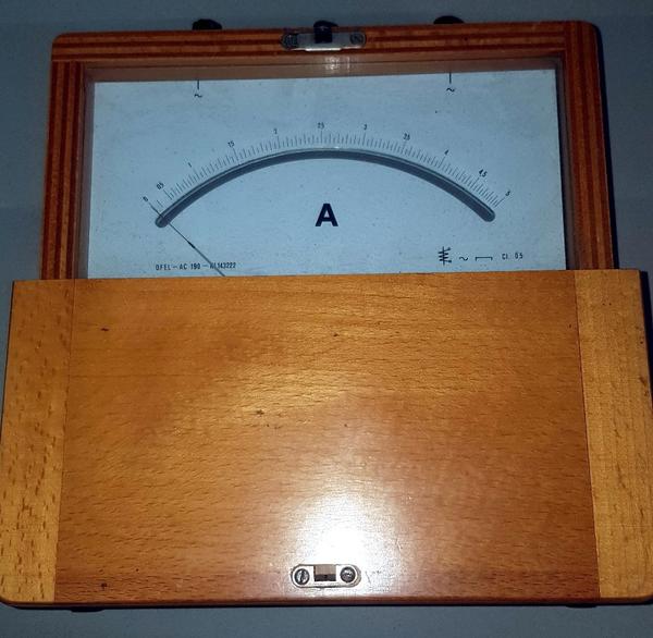 46#2991 Amperometro vintage con cassa in legno in vendita - foto 2
