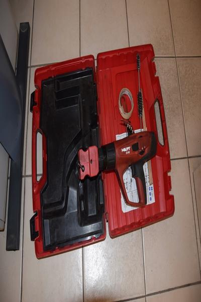 10#2993 Inchiodatrice automatica Hilti DX 462 in vendita - foto 1