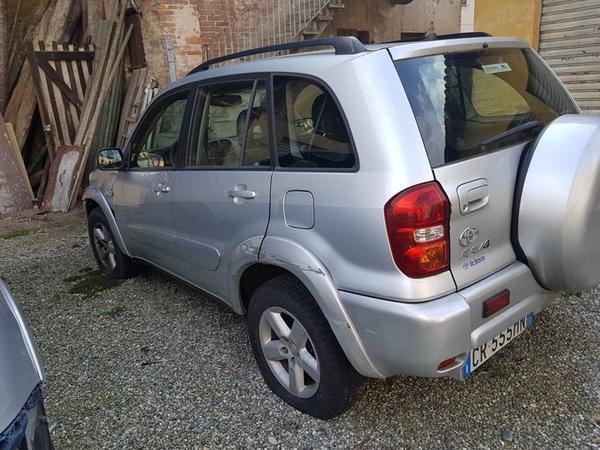 7#2995 Autocarro Toyota Rav4 in vendita - foto 4