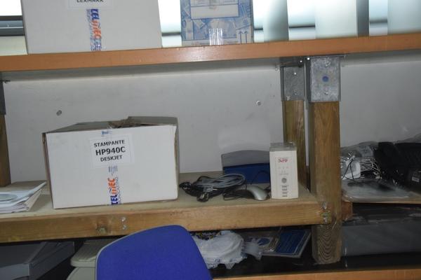 7#3051 Attrezzature da ufficio e scaffalature in vendita - foto 4