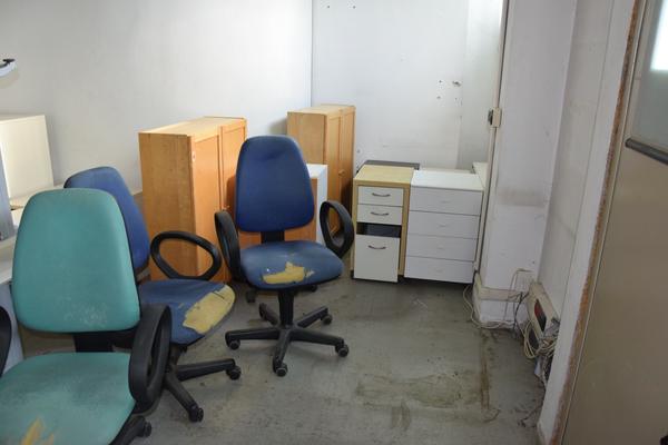 7#3051 Attrezzature da ufficio e scaffalature in vendita - foto 12