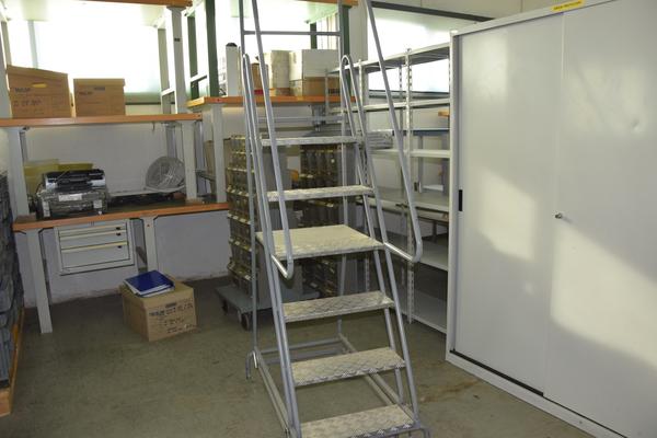 7#3051 Attrezzature da ufficio e scaffalature in vendita - foto 18