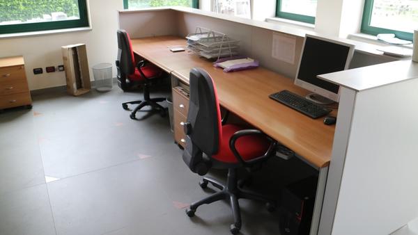 1#3053 Arredi da ufficio e attrezzature elettroniche in vendita - foto 4