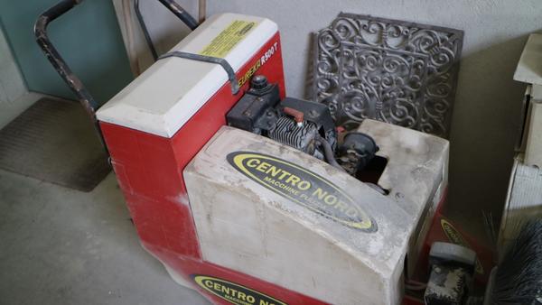 2#3053 Macchinari  lavorazione marmo e carrello elevatore Clarck in vendita - foto 26