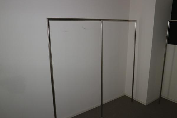 2#3054 Arredamento per negozio di abbigliamento in vendita - foto 4