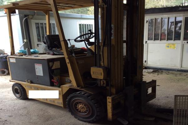 20#3058 Carrello elevatore Cesab in vendita - foto 1