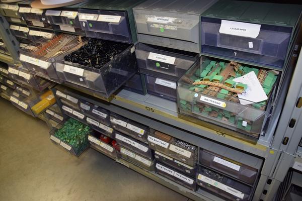 1#3060 Viteria per trasmettitore radio televisivi in vendita - foto 22