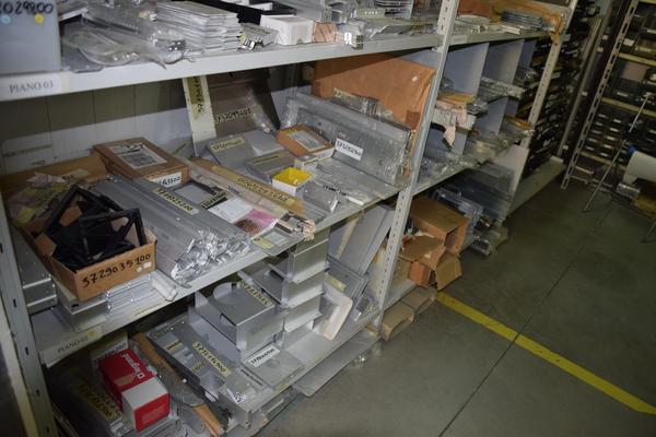 2#3060 Componenti meccanici per trasmettitori radio televisivi in vendita - foto 3