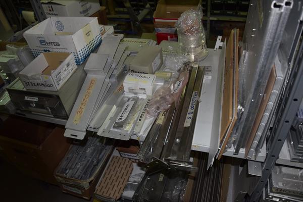 2#3060 Componenti meccanici per trasmettitori radio televisivi in vendita - foto 12