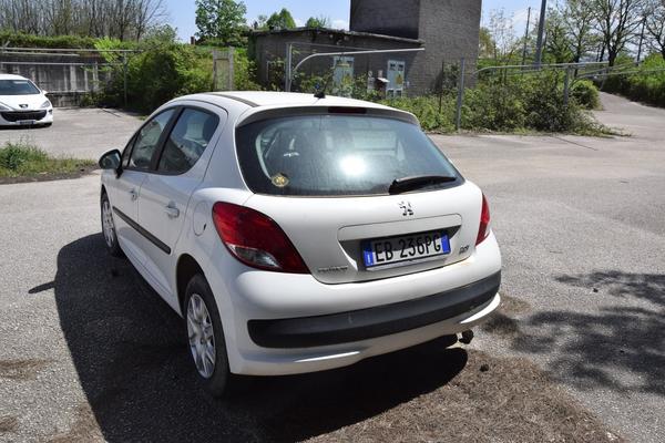 27#3066 Autocarro Peugeot 207 in vendita - foto 5