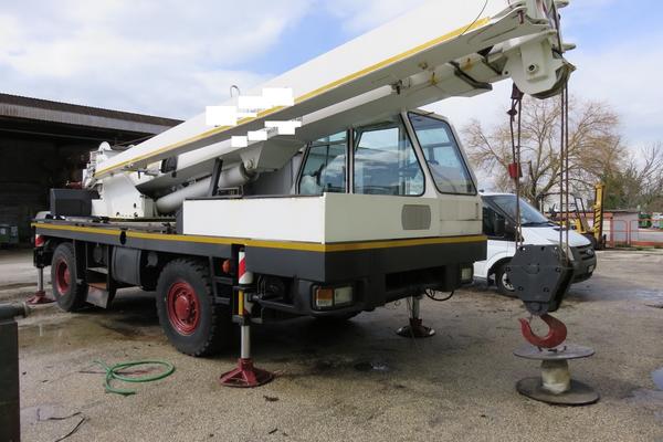 7#3066 Autogru Agis in vendita - foto 10