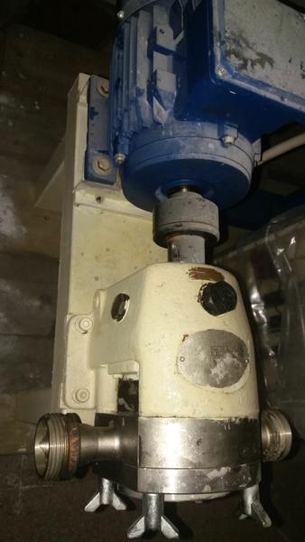 22#3067 Pompa a ganasce per sciroppi in vendita - foto 1