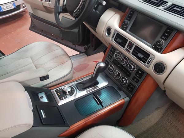 22#3073 Land Rover Range Rover Vogue 3.6 D KW 200 in vendita - foto 17