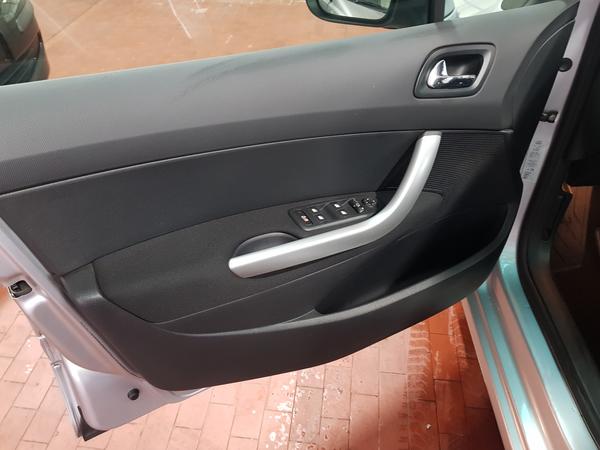 25#3073 Peugeot 3008 1.6 HDI 110 Cv Sw in vendita - foto 6