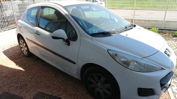 101#3074 Autocarro Peugeot 207 Van in vendita - foto 5